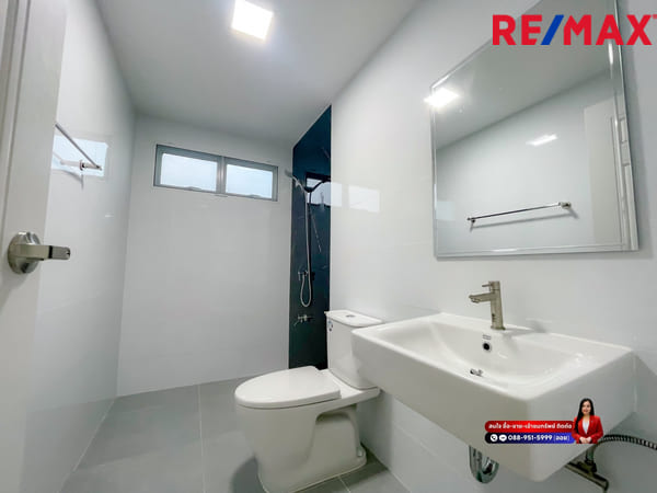 บ้านนิมิตใหม่ 59 พื้นที่ 249.80 ตร.ว. โครงการเคซี เลค แลนด์ บ้านสั่งสร้างโดยบริษัทชั้นนำ พร้อมประกันโครงสร้าง 20 ปี หัวมุม ทำเลนิมิตใหม่ ราษฎร์นิมิตร ใกล้ทางด่วนจตุโชติ และถนนวงแหวนรอบนอก
