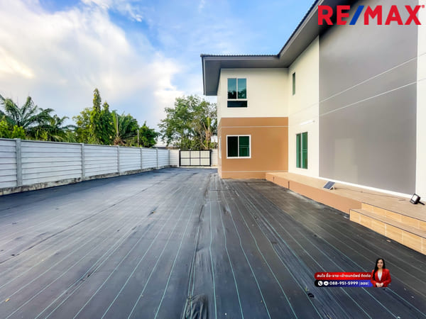 บ้านนิมิตใหม่ 59 พื้นที่ 249.80 ตร.ว. โครงการเคซี เลค แลนด์ บ้านสั่งสร้างโดยบริษัทชั้นนำ พร้อมประกันโครงสร้าง 20 ปี หัวมุม ทำเลนิมิตใหม่ ราษฎร์นิมิตร ใกล้ทางด่วนจตุโชติ และถนนวงแหวนรอบนอก