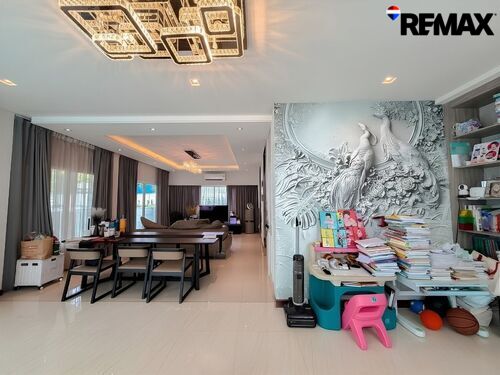 คาซ่า แกรนด์ สุขาภิบาล 5 บ้านเดี่ยว 3 ชั้น ที่ดิน 65.4 ตร.ว. หลังริม วิวสวน ใกล้ รร.สารสาสน์ สายไหม ตรงข้ามตลาดวงศกร สายไหมอเวนิว พูดคุยราคาได้