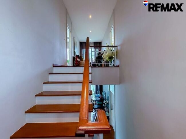 คาซ่า แกรนด์ สุขาภิบาล 5 บ้านเดี่ยว 3 ชั้น ที่ดิน 65.4 ตร.ว. หลังริม วิวสวน ใกล้ รร.สารสาสน์ สายไหม ตรงข้ามตลาดวงศกร สายไหมอเวนิว พูดคุยราคาได้