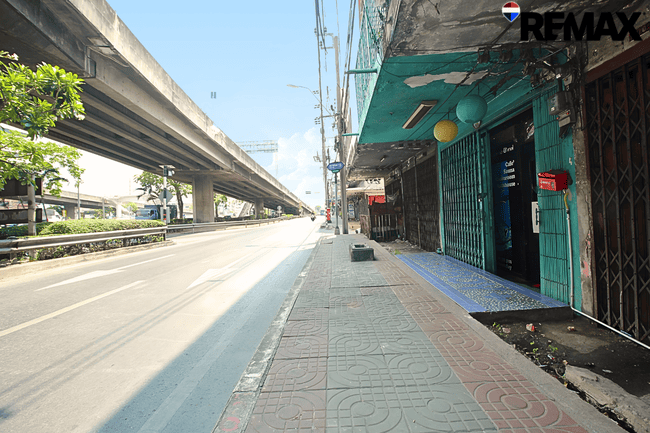 อาคารพาณิชย์ติดถนนพระราม 2 ทำเลค้าขาย ใกล้ทางด่วน