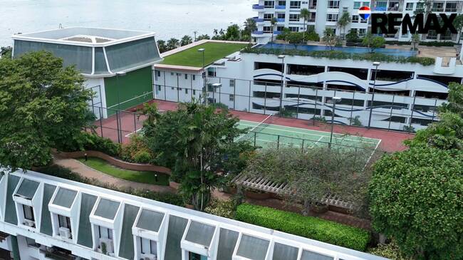 "ตรีทศ ซิตี้ มารีน่า" [Tridhos City Marina] 322ตร.ม. 4 ชั้น จอดรถ + จอดเรือหน้าห้องได้ ห้องทำใหม่ทั้งหมดแล้ว (Fully Renovated) (Pet Friendly)*