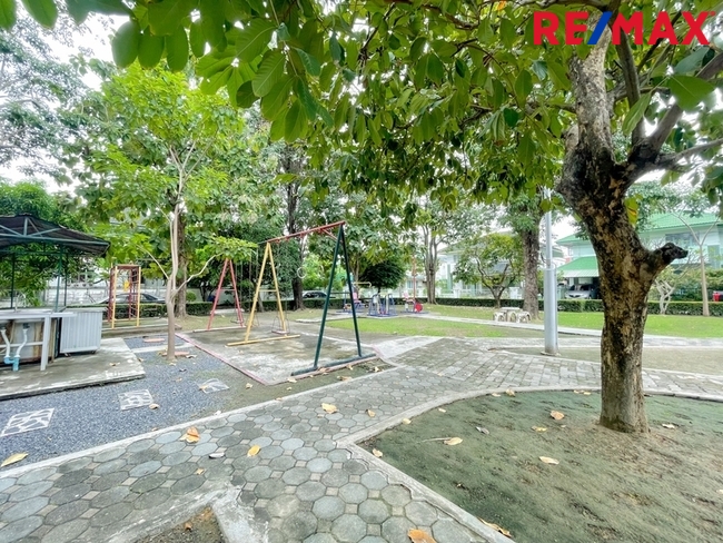 ที่ดิน หมู่บ้านกรีนวิลล์ ถนนสามวา (ซอยสามวา 11) ถมแล้ว ขนาด 61.9 ตร.ว.