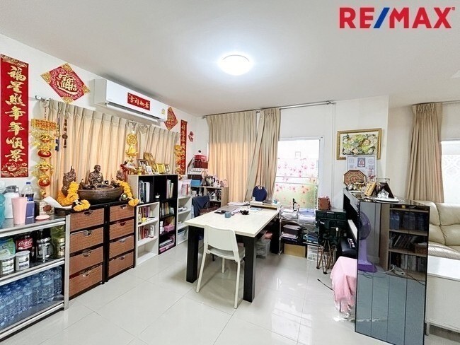 ขายบ้านเดี่ยว เดอะ เซนโทร รัตนาธิเบศร์ The Centro Rattanathibet 54.4 ตร.ว. เพียง 4 นาทีถึง MRT สถานีบางพลู