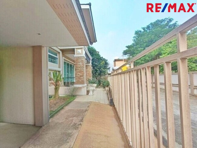 ขายบ้านเดี่ยว บางแค The Home เดอะโฮม จรัญฯ 13-บางแวก | ใกล้ MRT หลักสอง บ้านสวยพร้อมอยู่ พื้นที่กว้าง ฟังก์ชันครบ ในทำเลศักยภาพ