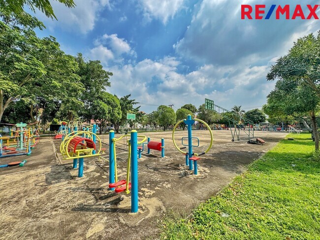 ขายบ้านเดี่ยว สิริกานต์ บางใหญ่-เวสต์เกต 60 ตร.ว. ใกล้สวนส่วนกลาง ทำเลดี ใกล้เซ็นทรัลเวสต์เกต