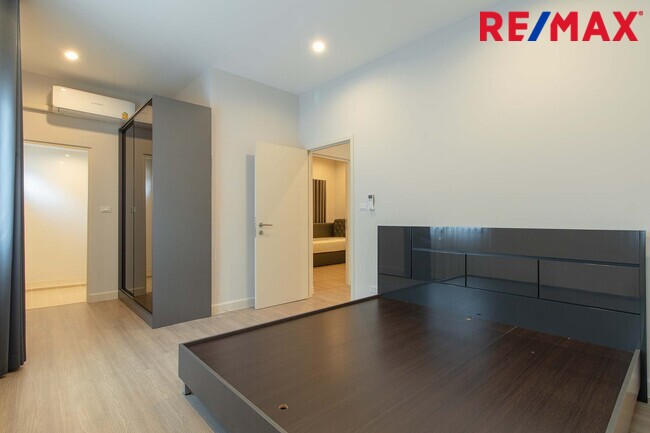 ขายสราญสิริ เทียนทะเล 30 บ้านเดี่ยวใหม่มาก ไม่เคยอยู่อาศัย