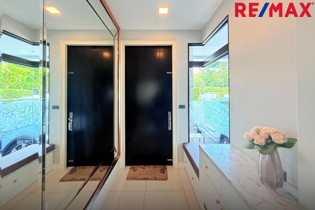 ขายบ้าน นันทวัน ปิ่นเกล้า ราชพฤกษ์ 114 วา หลังมุม หันทิศใต้ ราคาพิเศษ