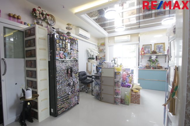 บ้านแฝด 2 ชั้น สภาพใหม่ โครงการ โมดิ วิลล่า ปิ่นเกล้า-สาย 5 สามพราน นครปฐม