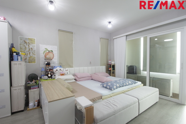 บ้านแฝด 2 ชั้น สภาพใหม่ โครงการ โมดิ วิลล่า ปิ่นเกล้า-สาย 5 สามพราน นครปฐม