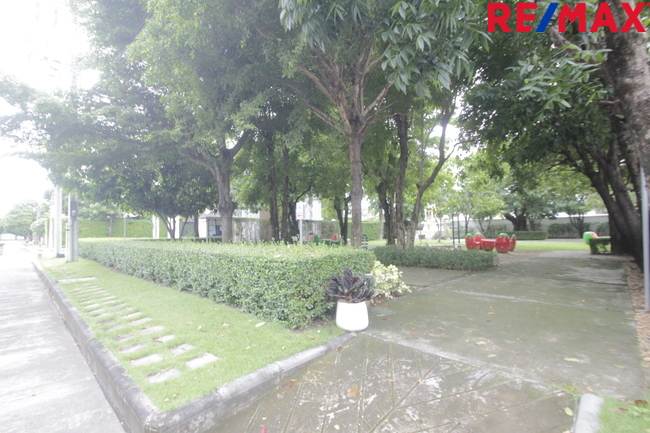 บ้านแฝด 2 ชั้น สภาพใหม่ โครงการ โมดิ วิลล่า ปิ่นเกล้า-สาย 5 สามพราน นครปฐม