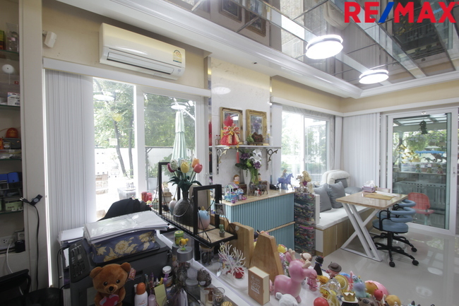 บ้านแฝด 2 ชั้น สภาพใหม่ โครงการ โมดิ วิลล่า ปิ่นเกล้า-สาย 5 สามพราน นครปฐม