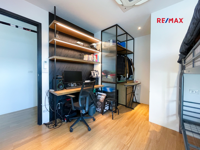 ขายด่วน โฮมออฟฟิศหรู หลังมุม 4 ชั้น แบบใหญ่สุดในโครงการ โครงการ ARCO HOME OFFICE เอกมัย-รามอินทรา