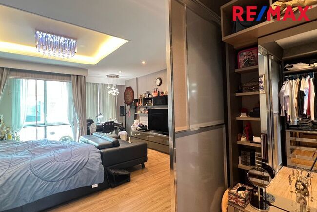 ทาวน์โฮม ราชพฤกษ์ บ้านกลางเมือง สาทร - ตากสิน 2 BANN KLANG MUANG SATHORN-TAKSIN ต่อเติมคุ้ม ตกแต่งสวย
