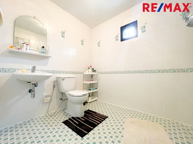 หมู่บ้านเคซี รามอินทรา 8 (K.C. Ramintra 8) หลังริม บนที่ดิน 24 ตร.ว. เชื่อมต่อถนนสายไหม