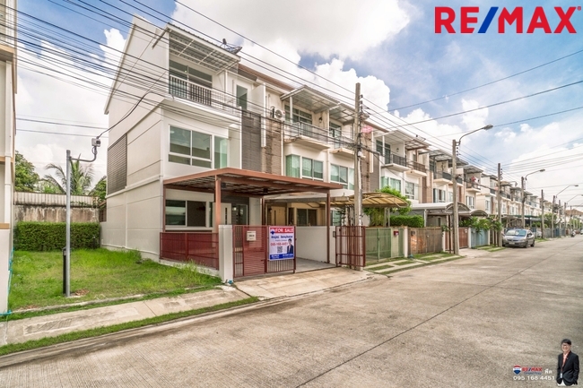 ขายบ้านพุทธบูชา36 บ้านใหม่1(หลังมุม วิวสวน) สภาพดี รีโนเวทใหม่ ราคาดีที่สุดในโครงการ 3.19 ล้าน ติดอู่รถเมลล์สาย75