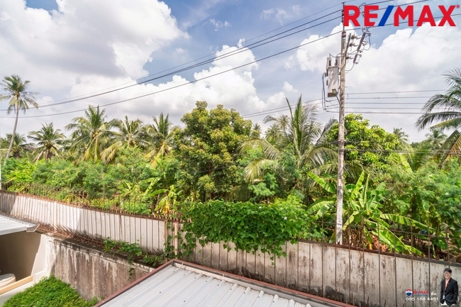 ขายบ้านพุทธบูชา36 บ้านใหม่1(หลังมุม วิวสวน) สภาพดี รีโนเวทใหม่ ราคาดีที่สุดในโครงการ 3.19 ล้าน ติดอู่รถเมลล์สาย75