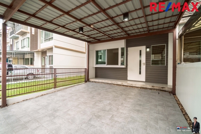 ขายบ้านพุทธบูชา36 บ้านใหม่1(หลังมุม วิวสวน) สภาพดี รีโนเวทใหม่ ราคาดีที่สุดในโครงการ 3.19 ล้าน ติดอู่รถเมลล์สาย75