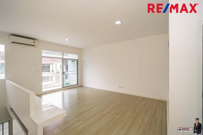 ขายบ้านพุทธบูชา36 บ้านใหม่1(หลังมุม วิวสวน) สภาพดี รีโนเวทใหม่ ราคาดีที่สุดในโครงการ 3.19 ล้าน ติดอู่รถเมลล์สาย75