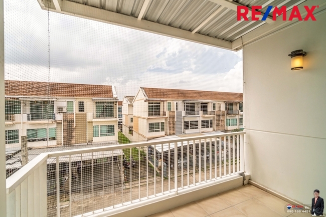 ขายบ้านพุทธบูชา36 บ้านใหม่1(หลังมุม วิวสวน) สภาพดี รีโนเวทใหม่ ราคาดีที่สุดในโครงการ 3.19 ล้าน ติดอู่รถเมลล์สาย75