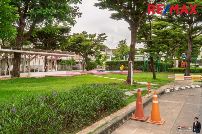 ขายบ้านพุทธบูชา36 บ้านใหม่1(หลังมุม วิวสวน) สภาพดี รีโนเวทใหม่ ราคาดีที่สุดในโครงการ 3.19 ล้าน ติดอู่รถเมลล์สาย75