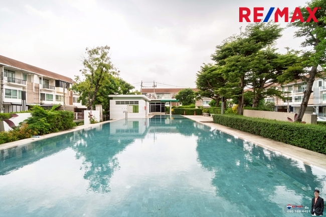 ขายบ้านพุทธบูชา36 บ้านใหม่1(หลังมุม วิวสวน) สภาพดี รีโนเวทใหม่ ราคาดีที่สุดในโครงการ 3.19 ล้าน ติดอู่รถเมลล์สาย75