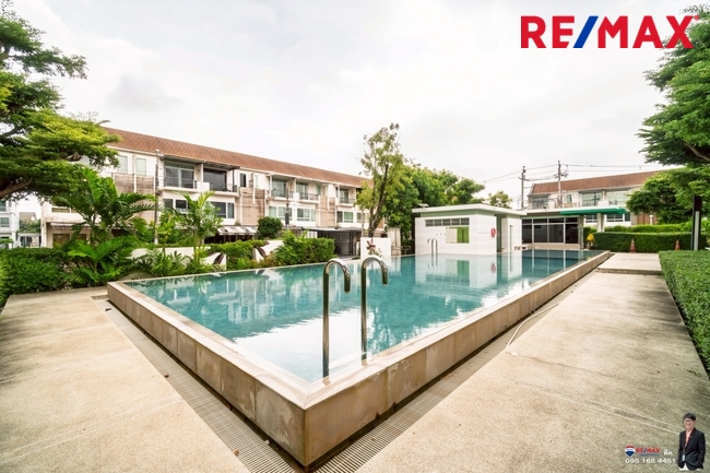 ขายบ้านพุทธบูชา36 บ้านใหม่1(หลังมุม วิวสวน) สภาพดี รีโนเวทใหม่ ราคาดีที่สุดในโครงการ 3.19 ล้าน ติดอู่รถเมลล์สาย75