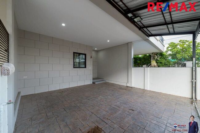 (มาใหม่! NEW Listing! 2026) Paravee ปารวีร์ เพชรเกษม63 ทาวน์โฮมหน้ากว้าง 6 ม. หลังมุม 24.8 ตร.วา (ต่อเติมครัวไทยไว้ให้แล้ว [ราคาพิเศษ!]