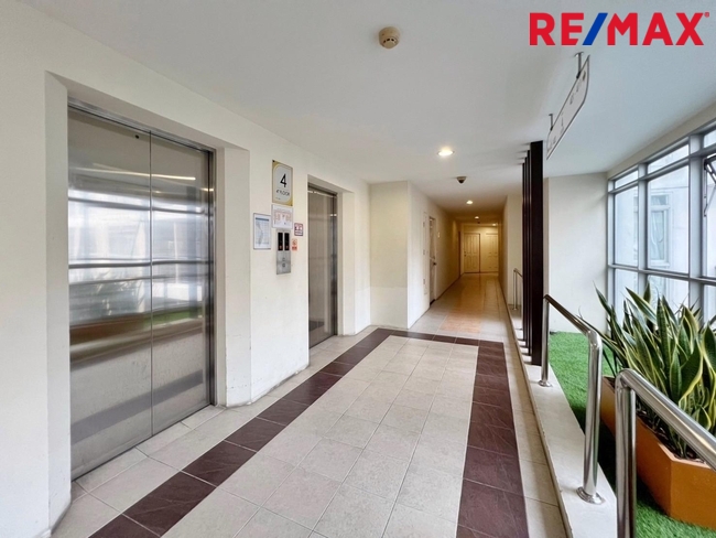 ขายคอนโด เดอะ ลิงค์ สุขุมวิท 50 (The Link Sukhumvit 50) 1 ห้องนอนขนาดใหญ่ เนื้อที่ 41 ตร.ม., วิวสระว่ายน้ำ Fully Furnished พร้อมหิ้วกระเป๋าเข้าอยู่ » ใกล้ BTS อ่อนนุช เพียง 500 เมตร