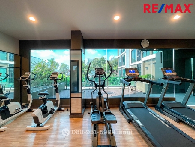 คอนโดลิฟวิ่งเนสท์ Living Nest ลาดพร้าว 44 ห้องมุม 2 ชั้น ใช้สอยรวม 45 ตร.ม. ฝ้าเพดานสูง 4.55 ม. .ใกล้รถไฟฟ้าสถานีภาวนาเพียง 190 เมตร