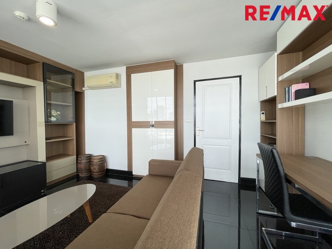 Condo for rent, Bangkok Feliz Sukhumvit 69 BTS พระโขนง คลองเตย 2 ห้องนอน ราคาดี ห้องมุม พร้อมแต่งสวย Built-in และเฟอร์นิเจอร์วัสดุอย่างดี