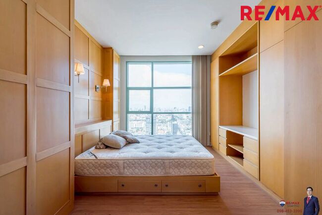 (Residence ที่อยู่รั้วเดียวกับ Shrewsbury มาใหม่!) Chatrium Riverside Residence 122.79 ตร.ม. 2 ห้องนอนใหญ่! ถนนเส้นหลักอย่างเจริญกรุง ราคาดีที่สุดในโครงการ พร้อมแต่ง Built-in เป็น Layout หน้ากว้าง