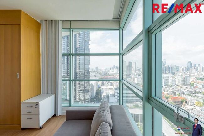 (Residence ที่อยู่รั้วเดียวกับ Shrewsbury มาใหม่!) Chatrium Riverside Residence 122.79 ตร.ม. 2 ห้องนอนใหญ่! ถนนเส้นหลักอย่างเจริญกรุง ราคาดีที่สุดในโครงการ พร้อมแต่ง Built-in เป็น Layout หน้ากว้าง