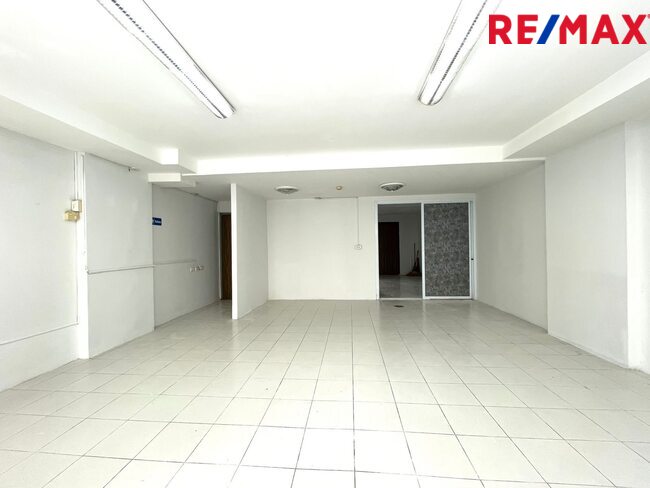 ขายคอนโดใกล้เซ็นทรัลพระราม2 Smart Condo Rama 2 (สมาร์ท คอนโด พระราม 2) บางขุนเทียน16 ห้องชุดชั้น1 เพื่อธุรกิจและอยู่อาศัย