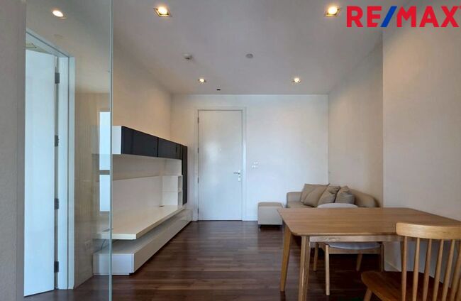 (มาใหม่! รูปเยอะ ) The Room Sukhumvit 62 (45 ตร.ม. 1 ห้องนอน ราคาดี! ที่สุดในโครงการ ตร.ม. ละเพียง (111,xxx Baht/sq.m.) หรือ "เพียง 4,990,000 บาท" เท่านั้น