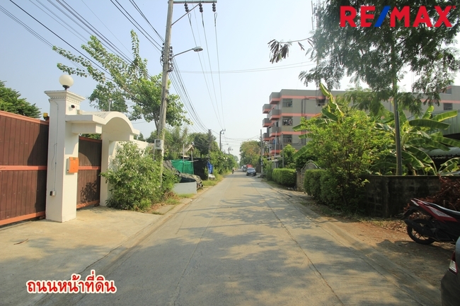 ขาย ที่ดินเพชรเกษม77แยก4-1 ที่ถมแล้วมีกำแพงล้อมรอบ แปลงมุมติดคลอง หน้าวัดระฆังพรหมรังสี 181ตารางวา เหมาะสร้างบ้าน สำนักงาน หอพัก แถมแบบก่อสร้างให้ฟรี